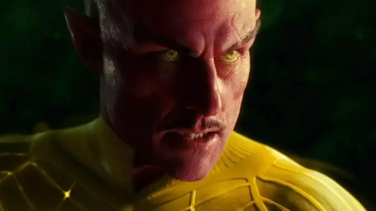 Mark Strong as Sinestro wearing a yellow power ring in the post-credits scene of the Green Lantern (2011) movie.